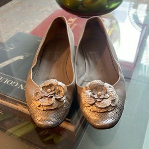 Chanel grey ballet flats 39
